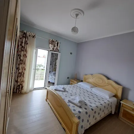 Gili & Delo Luxury * Valjiosi