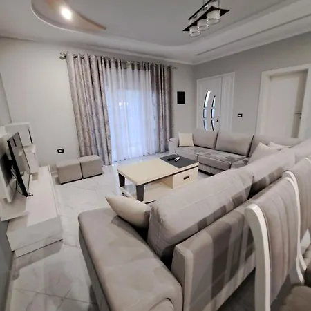 Gili & Delo Luxury *