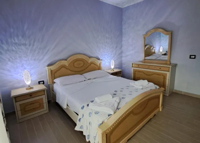 Gili & Delo Luxury Valjiosi